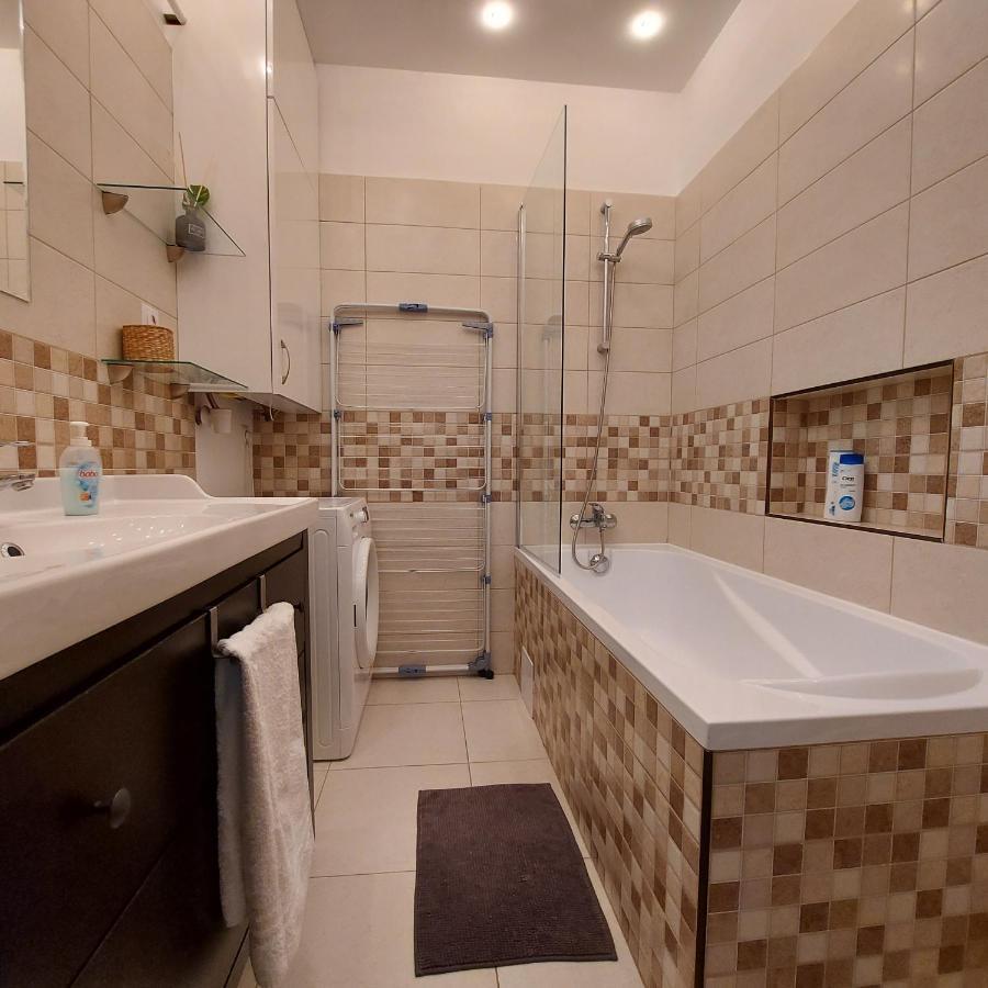 Ancsi Apartmant Kecskemét Zewnętrze zdjęcie